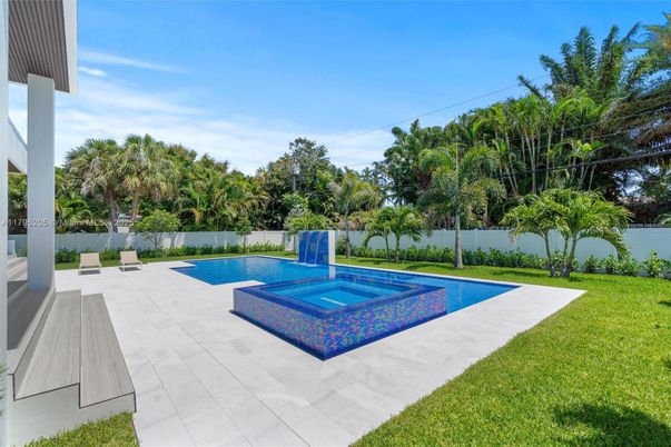 Backyard, Exterior, Pool