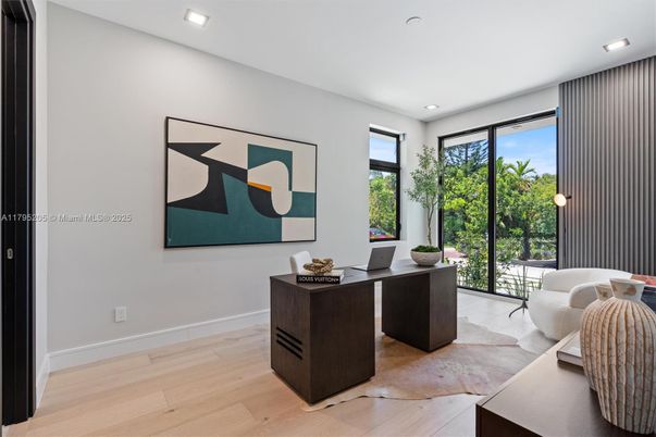 Home Office, Interior, Recessed Lighting, Wood Texture Flooring