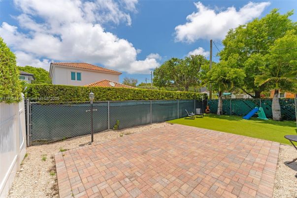 Backyard, Exterior, Playground