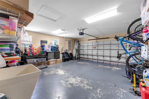 Garage, Interior