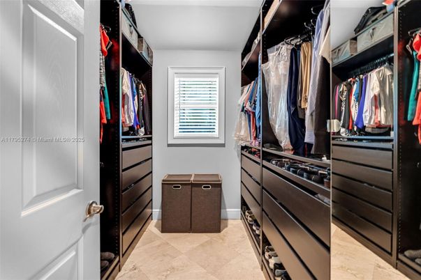Interior, Walk-in Closets