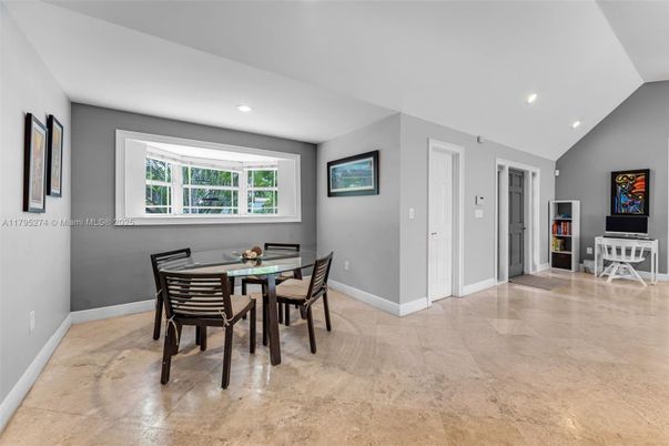 Dining room, Interior, Recessed Lighting