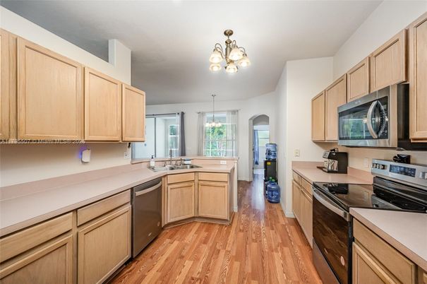 Interior, Kitchen, Pendant Lights, Wood Texture Flooring