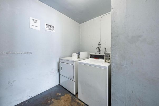 Interior, Washer