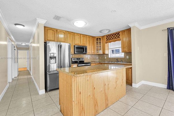 Interior, Kitchen, Stainless Steel Appliances
