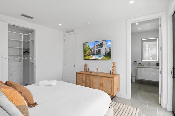 Bathroom, Bedroom, Interior, Recessed Lighting