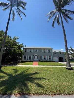Backyard, Exterior, Facade, Georgian