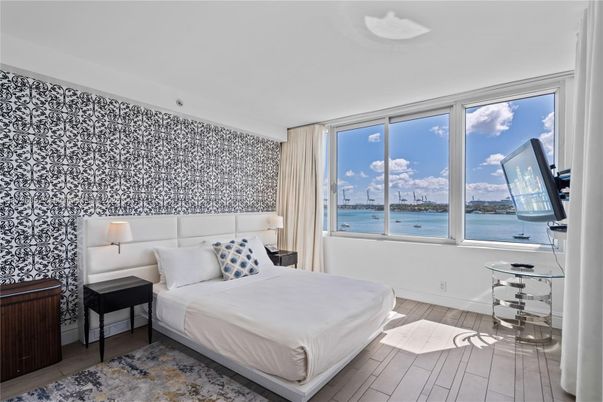 Bedroom, Interior, Water, Wood Texture Flooring