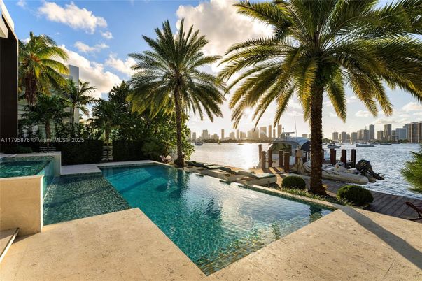Exterior, Lake, Pool