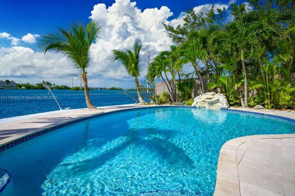 Exterior, Lake, Pool, Water