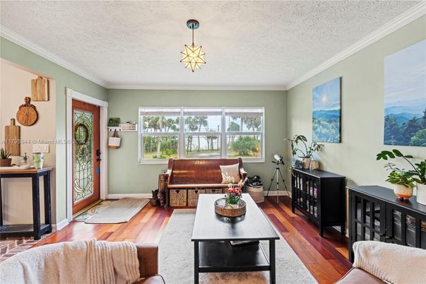 Interior, Living room, Pendant Lights, Wood Texture Flooring