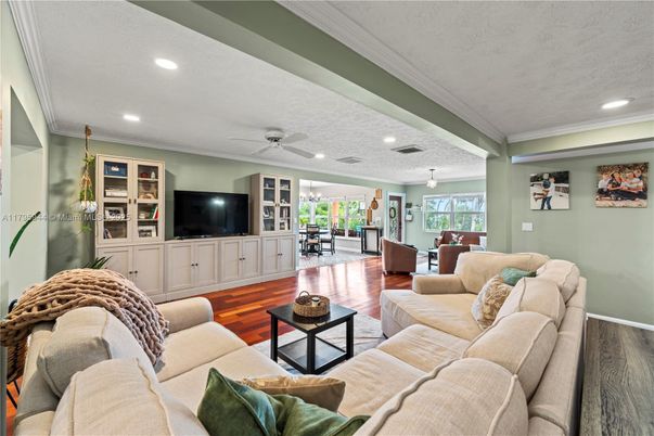 Dining room, Interior, Living room, Pendant Lights, Recessed Lighting, Wood Texture Flooring