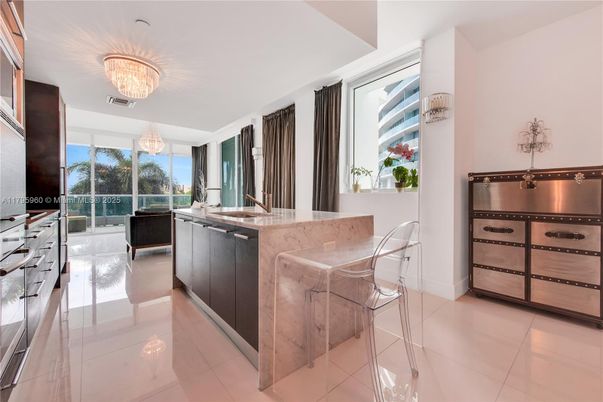 Chandelier, Interior, Kitchen