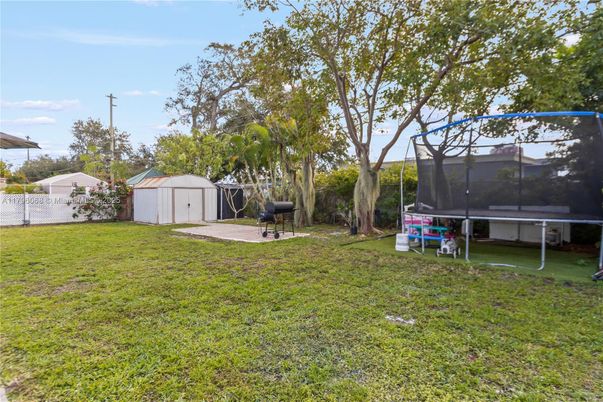 Backyard, Exterior, Playground
