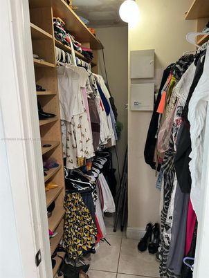 Interior, Walk-in Closets