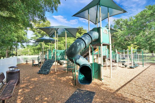 Backyard, Exterior, Playground