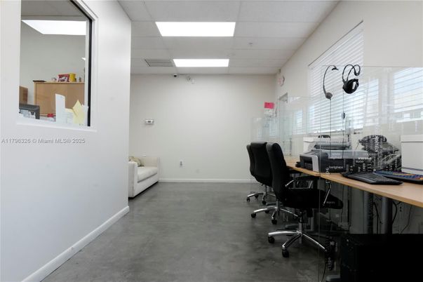 Home Office, Interior, Recessed Lighting