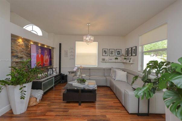 Chandelier, Interior, Living room, Wood Texture Flooring