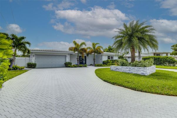 Attached, Backyard, Exterior, Facade, Ranch
