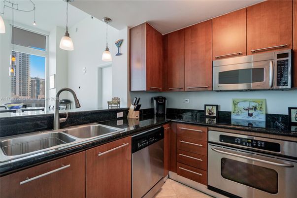 Interior, Kitchen, Pendant Lights, Stainless Steel Appliances