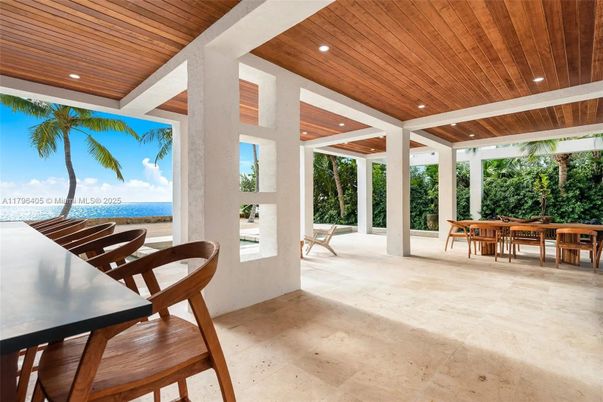 Exterior, Interior, Recessed Lighting, Water, Wooden Ceilings