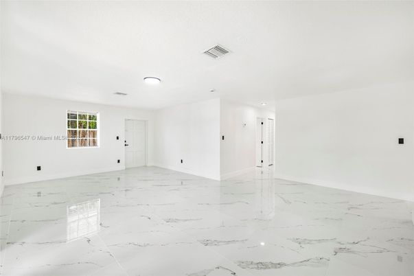 Empty room, Interior, Marble, Recessed Lighting
