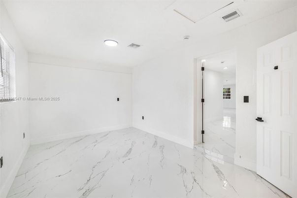 Empty room, Interior, Marble, Recessed Lighting