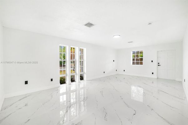 Empty room, Interior, Marble, Recessed Lighting