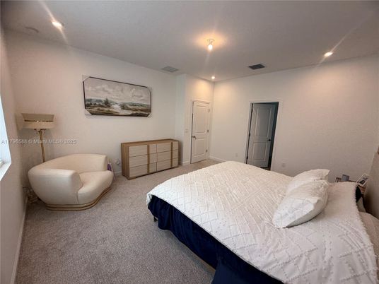 Bedroom, Interior, Recessed Lighting