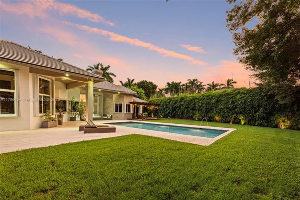 Backyard, Exterior, Pool