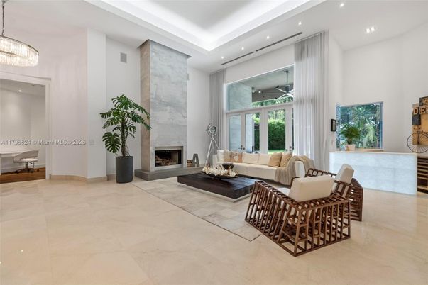 Fireplace, Interior, Living room, Pendant Lights, Recessed Lighting