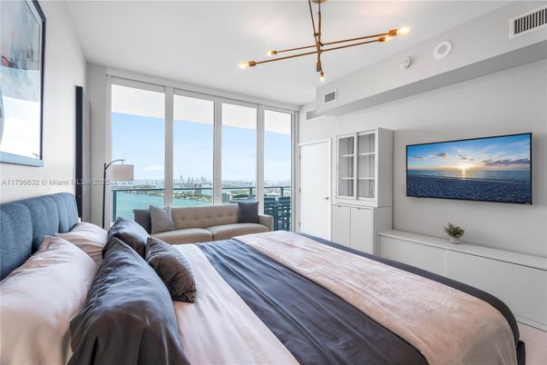 Bedroom, Interior, Water