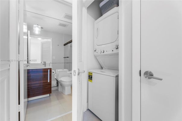 Bathroom, Interior, Utility Closets, Washer