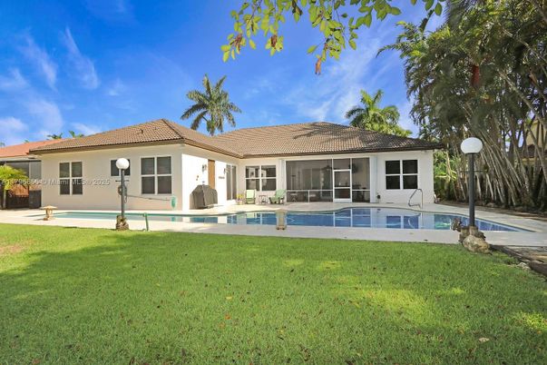 Backyard, Exterior, Pool