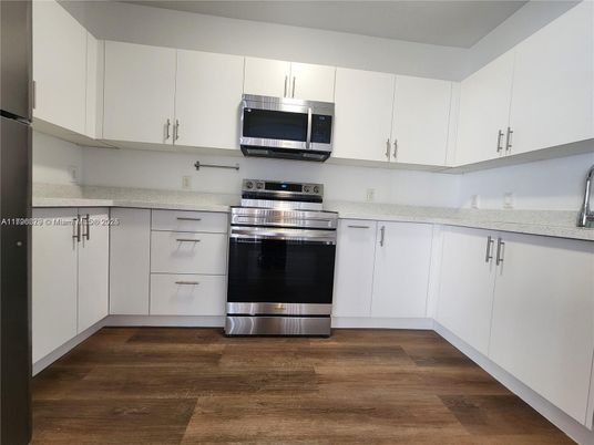 Interior, Kitchen, Stainless Steel Appliances, Wood Texture Flooring