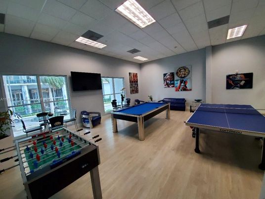 Billiard Table, Game Room, Interior, Wood Texture Flooring