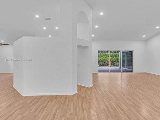 Empty room, Interior, Recessed Lighting, Wood Texture Flooring
