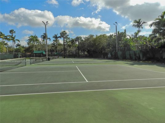 Exterior, Tennis Courts