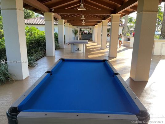 Billiard Table, Exterior, Game Room