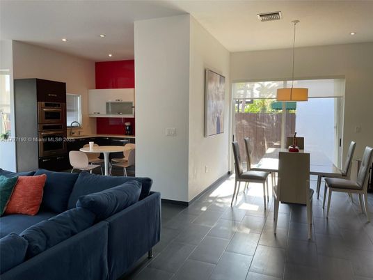 Dining room, Interior, Living room, Pendant Lights, Recessed Lighting