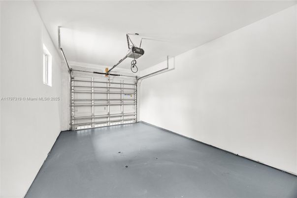 Garage, Interior