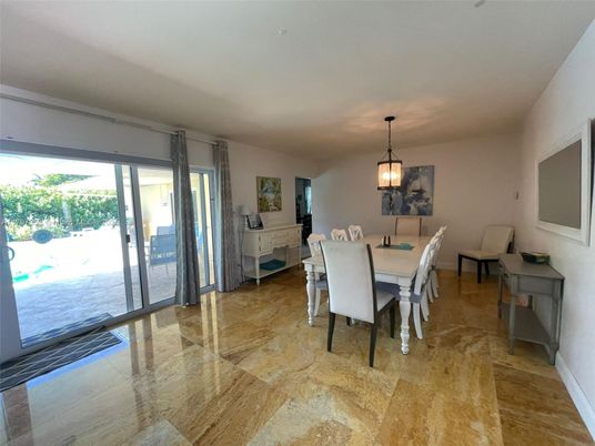 Dining room, Interior, Pendant Lights