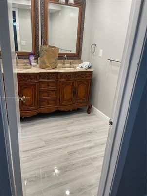 Bathroom, Dual Sink Vanities, Interior, Wood Texture Flooring