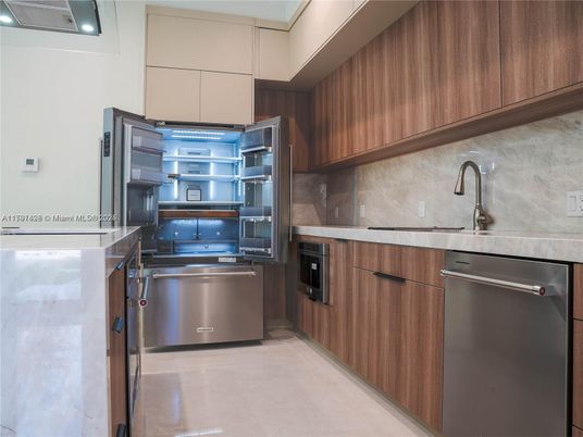 Interior, Kitchen, Stainless Steel Appliances