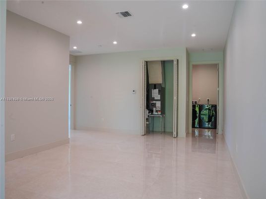 Elevator, Empty room, Interior, Recessed Lighting
