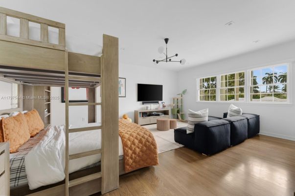 Bedroom, Interior, Living room, Pendant Lights, Wood Texture Flooring