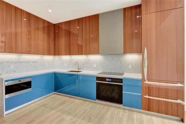 Interior, Kitchen, Recessed Lighting, Wood Texture Flooring