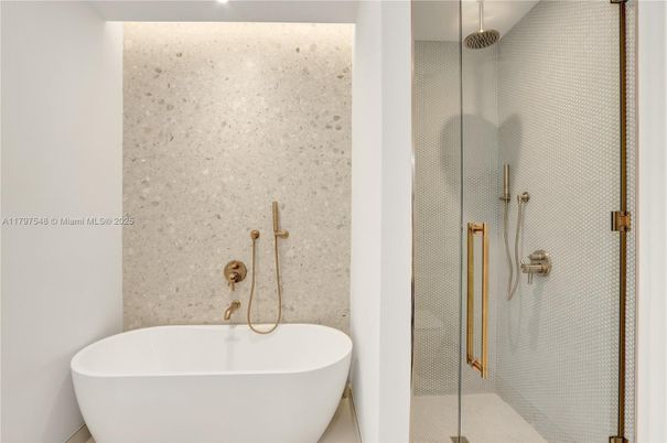 Bathroom, Free Standing Baths, Glass Shower, Interior