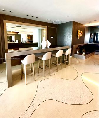 Dining room, Interior, Recessed Lighting