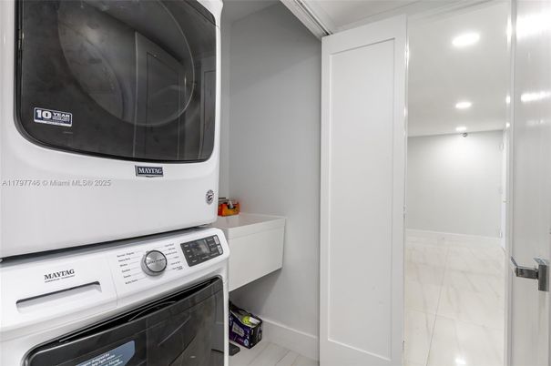 Interior, Marble, Recessed Lighting, Utility Closets, Washer